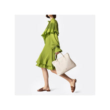 Load image into Gallery viewer, ZITA HANDBAG M | COGNAC BROWN