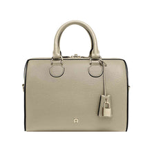 Load image into Gallery viewer, DELIA HANDBAG S | ALPACA BEIGE
