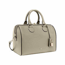 Load image into Gallery viewer, DELIA HANDBAG S | ALPACA BEIGE
