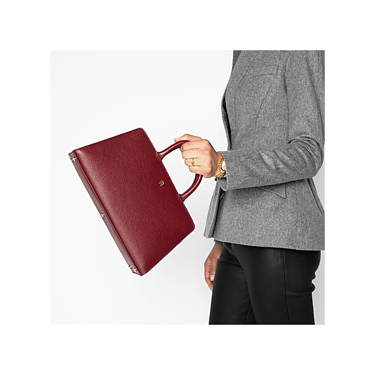【AIGNER】CYBILL Handbag M, rosewood／ハンドバッグ CYBILL Handbag M, rosewood | AIGNER JAPAN WEBSITE
