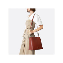 Load image into Gallery viewer, DELIA HOBO BAG M | DARK COGNAC
