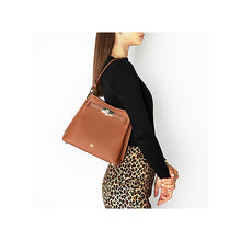 Load image into Gallery viewer, FARAH HOBO BAG M | COGNAC BROWN
