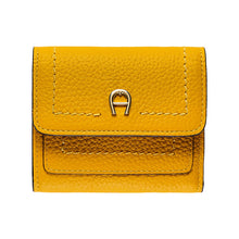 Load image into Gallery viewer, SAVANNAH CARD CASE | TANNED YELLOW - AIGNER
